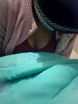 Mii__rani001's cam snapshot