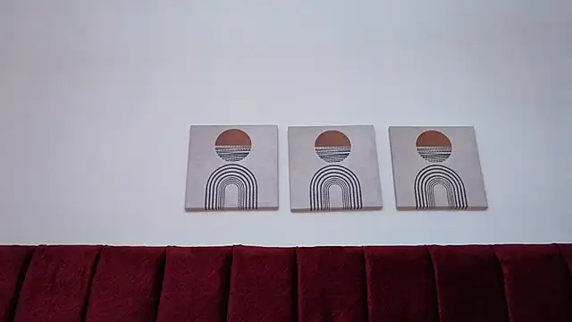 selena_castillo's cam snapshot