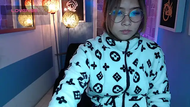 Fiorellaa_delsd's cam snapshot