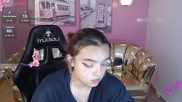 mia_foster_t's cam snapshot