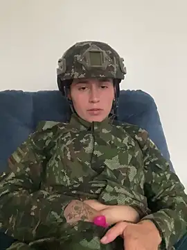 Miia_Hoot's cam snapshot