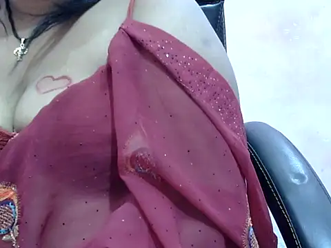 Rooshami_hot01's cam snapshot