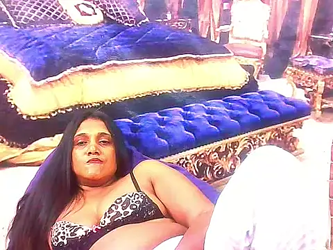 IndianSexyLady4u's cam snapshot