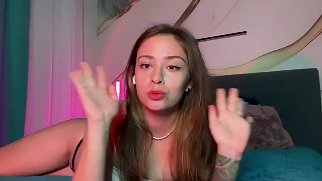 erikaa_miuu's cam snapshot