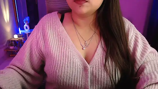 Mitikaa live sex cam