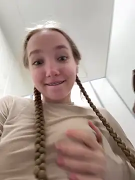 bambi_lu live sex cam