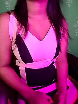 QueenOfHeart_07's cam snapshot