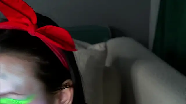 FalineBeacher's cam snapshot