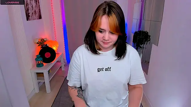 lunaalli's cam snapshot