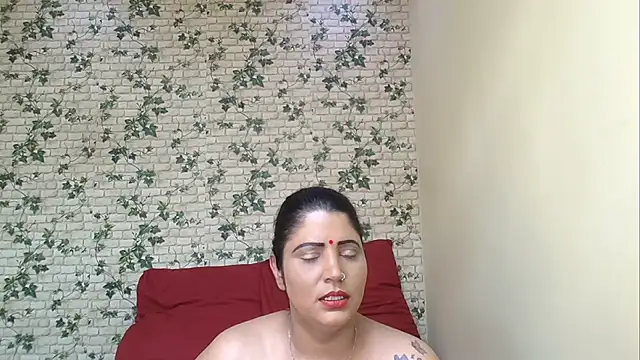XIndianintimacy live sex cam