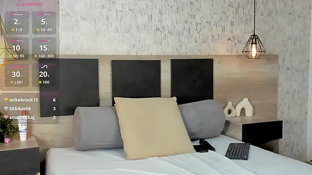 Zhara_Lenoire's cam snapshot