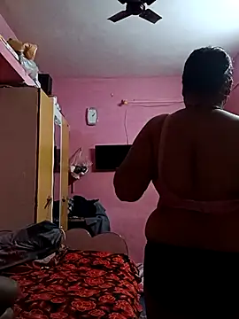 Marathicoupl123 live sex cam