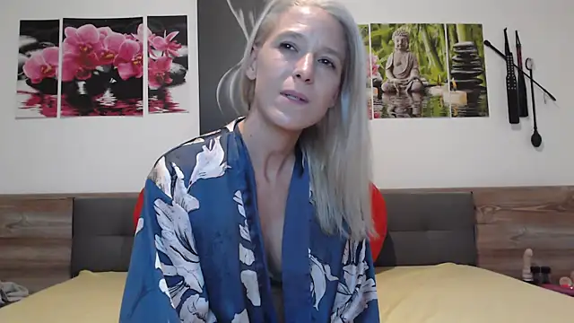 Naschkatze01 live sex cam