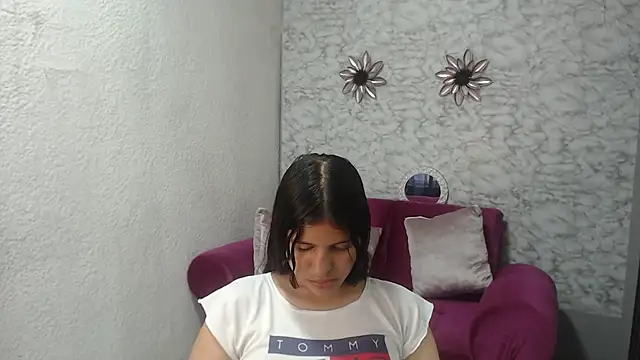 Evagirl69's cam snapshot