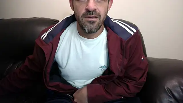 Troyt87 live sex cam