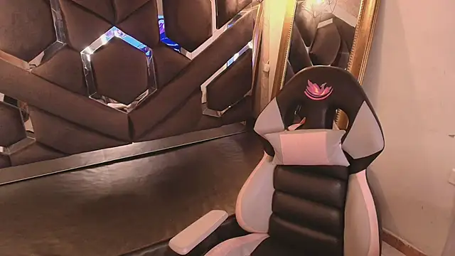 Crystall_sweett's cam snapshot