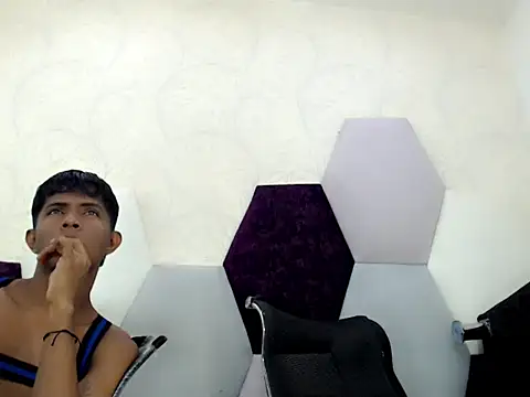 Mick_storm live sex cam