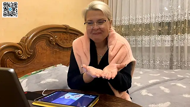 Galatea_2025's cam snapshot