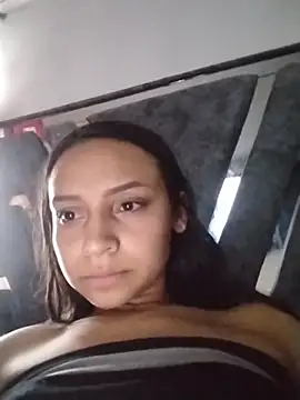 emma_ambar's cam snapshot