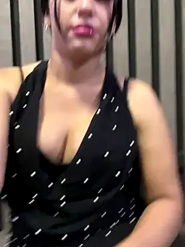 katalellahot03's cam snapshot