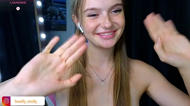 Lovelly_molly1's cam snapshot