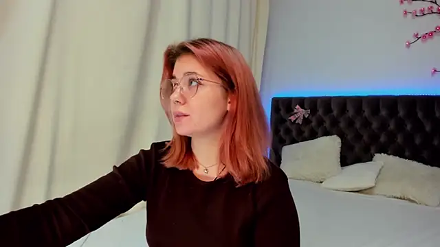 Ella_Mayers's cam snapshot