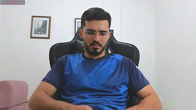 Massimoo_07 live sex cam