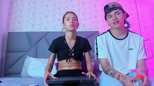 meganandtylerr19 live sex cam