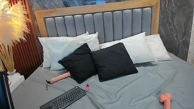 Valery_Shadey's cam snapshot