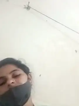 JULEE-740's cam snapshot