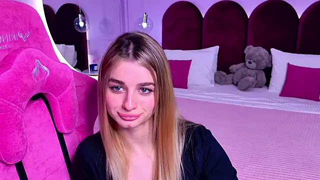 SweetyLicky's cam snapshot