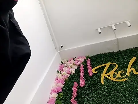 VirginPussyAnita18's cam snapshot