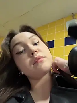 Peachy_Dream live sex cam