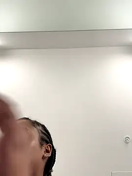 Your_Paris live sex cam