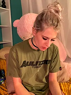 TheRealJessyLey's cam snapshot