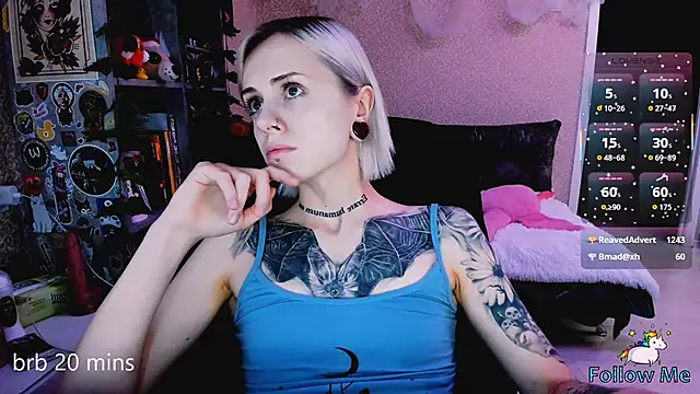 NaniMoore live sex cam