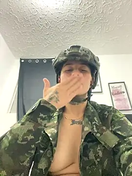 Miia_Hoot live sex cam