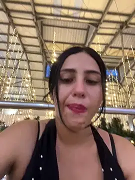 katalellahot03's cam snapshot