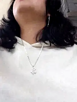 mari_98 live sex cam