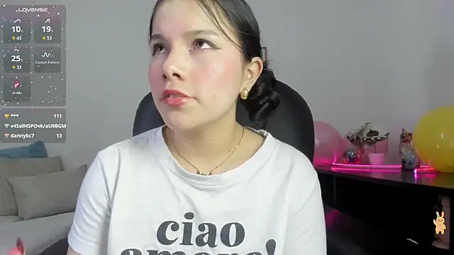 violettabond's cam snapshot