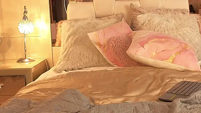 celestesecrett's cam snapshot