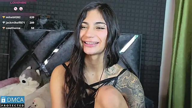 SolBeaumont1's cam snapshot