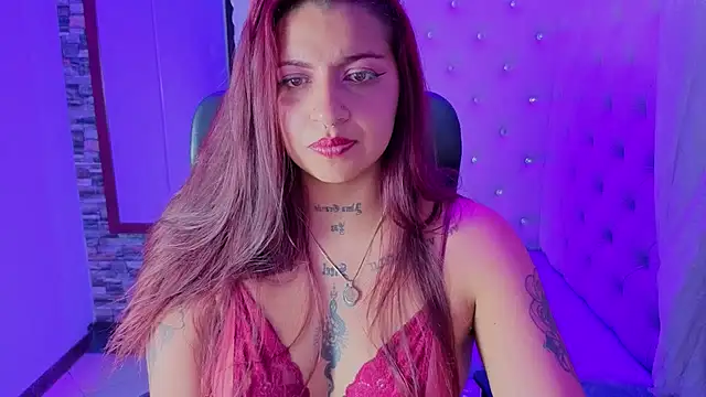 Ambar_Paradise's cam snapshot