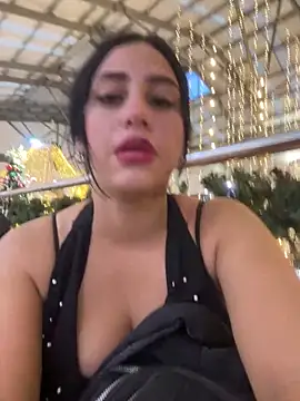 katalellahot03's cam snapshot