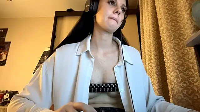 AnGallo's cam snapshot