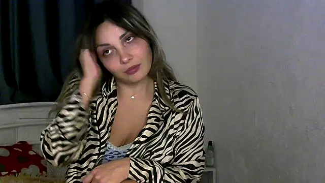 Iskor_ka live sex cam