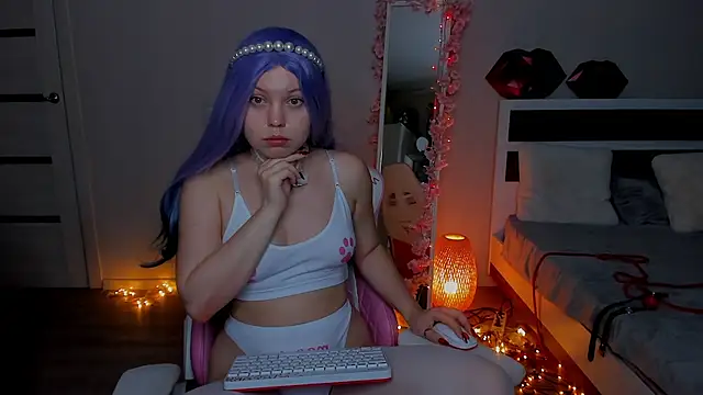 See_Lucy's cam snapshot