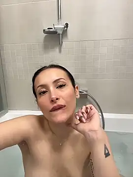 MiaaMoreno's cam snapshot