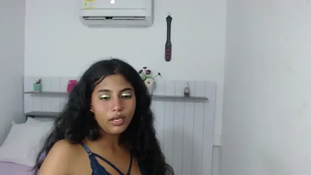 Bia_LuxBia_Lux's cam snapshot