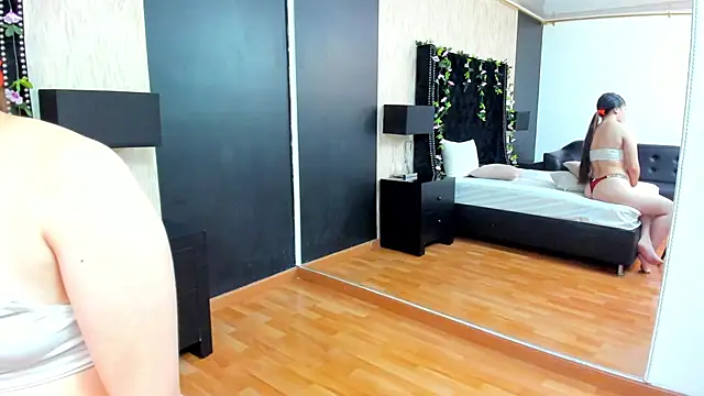 IsabellaThompsoon's cam snapshot